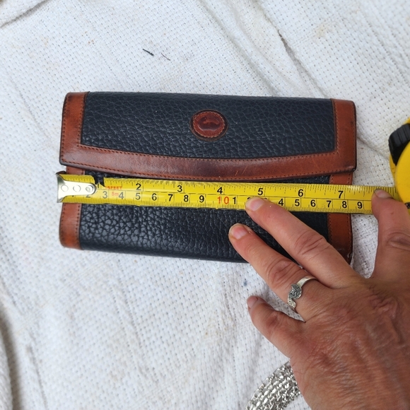 Vintage Dooney &‎ Bourke checkbook wallet - Picture 10 of 14